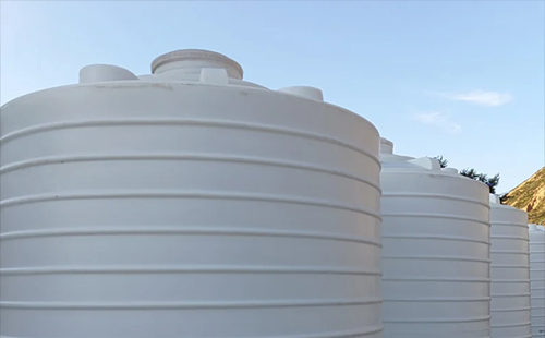 金昌塑料大桶怎么选？PE/PP材质区别及选购指南