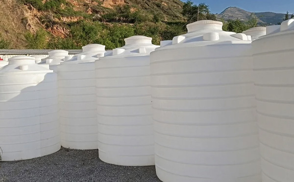 化工液体储存注意事项——选对PE金昌塑料桶避免安全隐患 化工液体储存注意事项——选对PE金昌塑料桶避免安全隐患